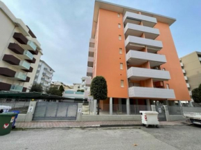 Comfy apartment in Lido dei Pini by Beahost